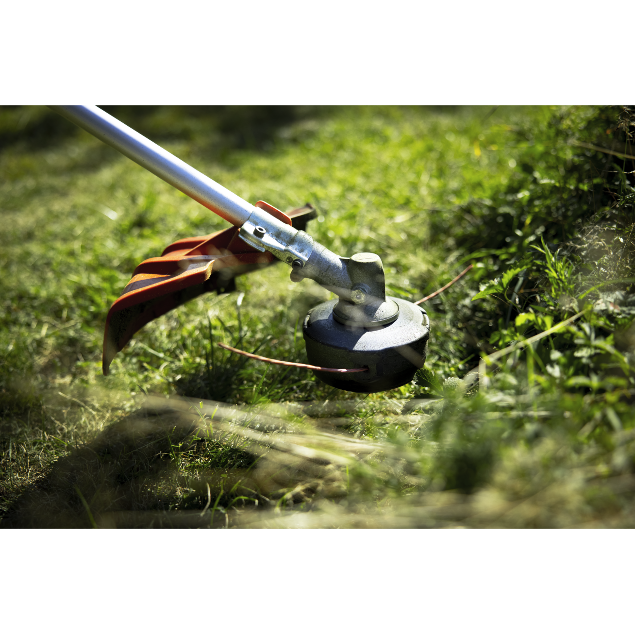 KRŪMAPJOVĖ-ŽOLIAPJOVĖ akumuliatorinė Husqvarna 325iR 5 KRŪMAPJOVĖ-ŽOLIAPJOVĖ akumuliatorinė Husqvarna 325iR 5
