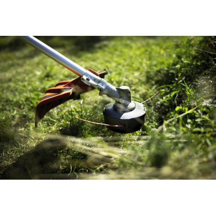 KRŪMAPJOVĖ-ŽOLIAPJOVĖ akumuliatorinė Husqvarna 325iR 5 KRŪMAPJOVĖ-ŽOLIAPJOVĖ akumuliatorinė Husqvarna 325iR 5