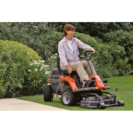 RIDER TRAKTORIUS SU PJOVIMO AGREGATU Husqvarna R112C5 5