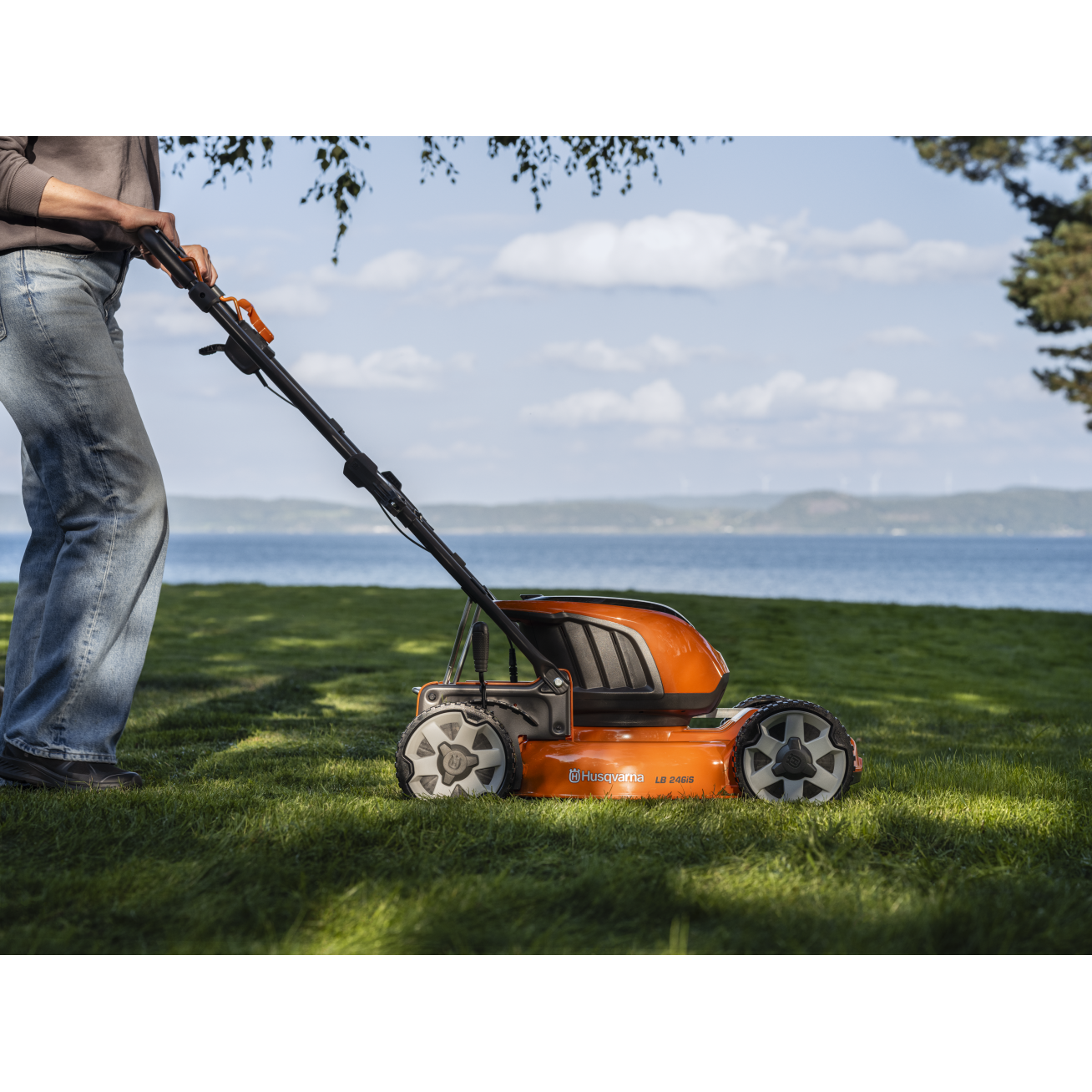 VEJAPJOVĖ akumuliatorinė Husqvarna LB246iS 3 VEJAPJOVĖ akumuliatorinė Husqvarna LB246iS 3