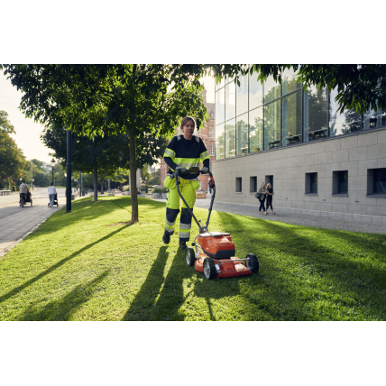 VEJAPJOVĖ akumuliatorinė Husqvarna LB448iV 4 VEJAPJOVĖ akumuliatorinė Husqvarna LB448iV 4