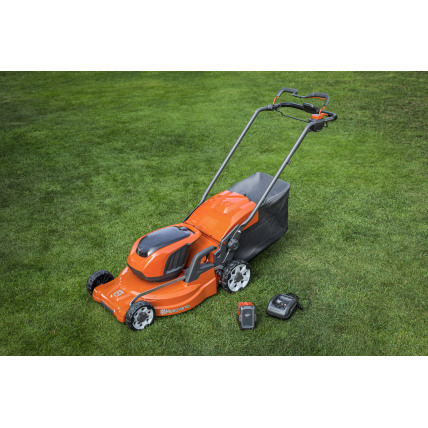 VEJAPJOVĖ akumuliatorinė Husqvarna LC347iVX 2